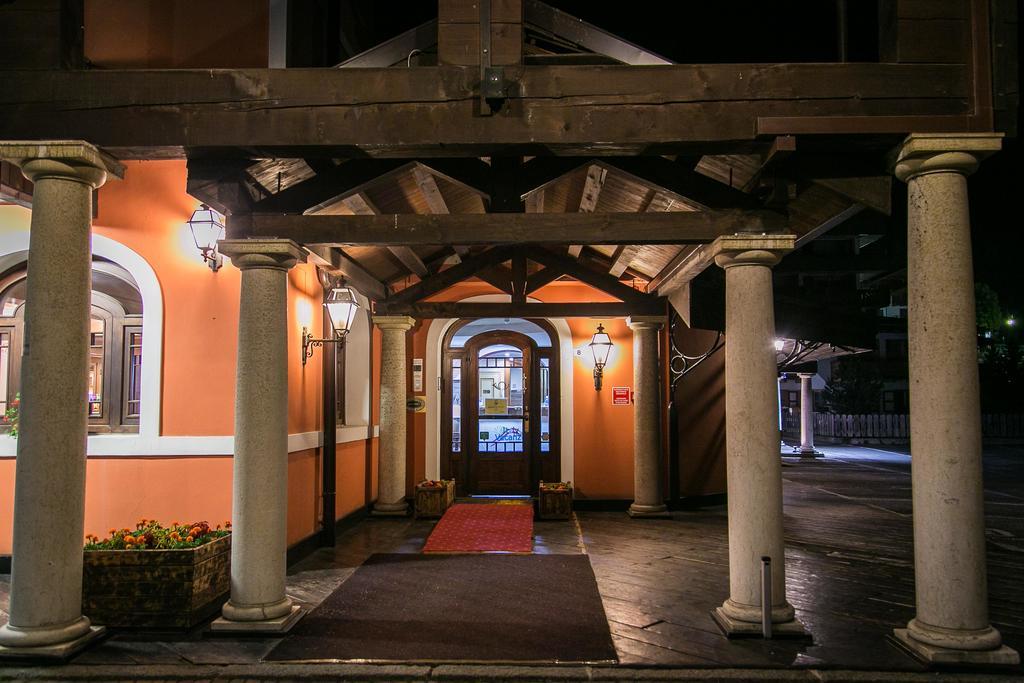 波斯塔公寓式酒店 Madonna 外观 照片